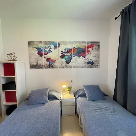 Pinares A-4 公寓 *